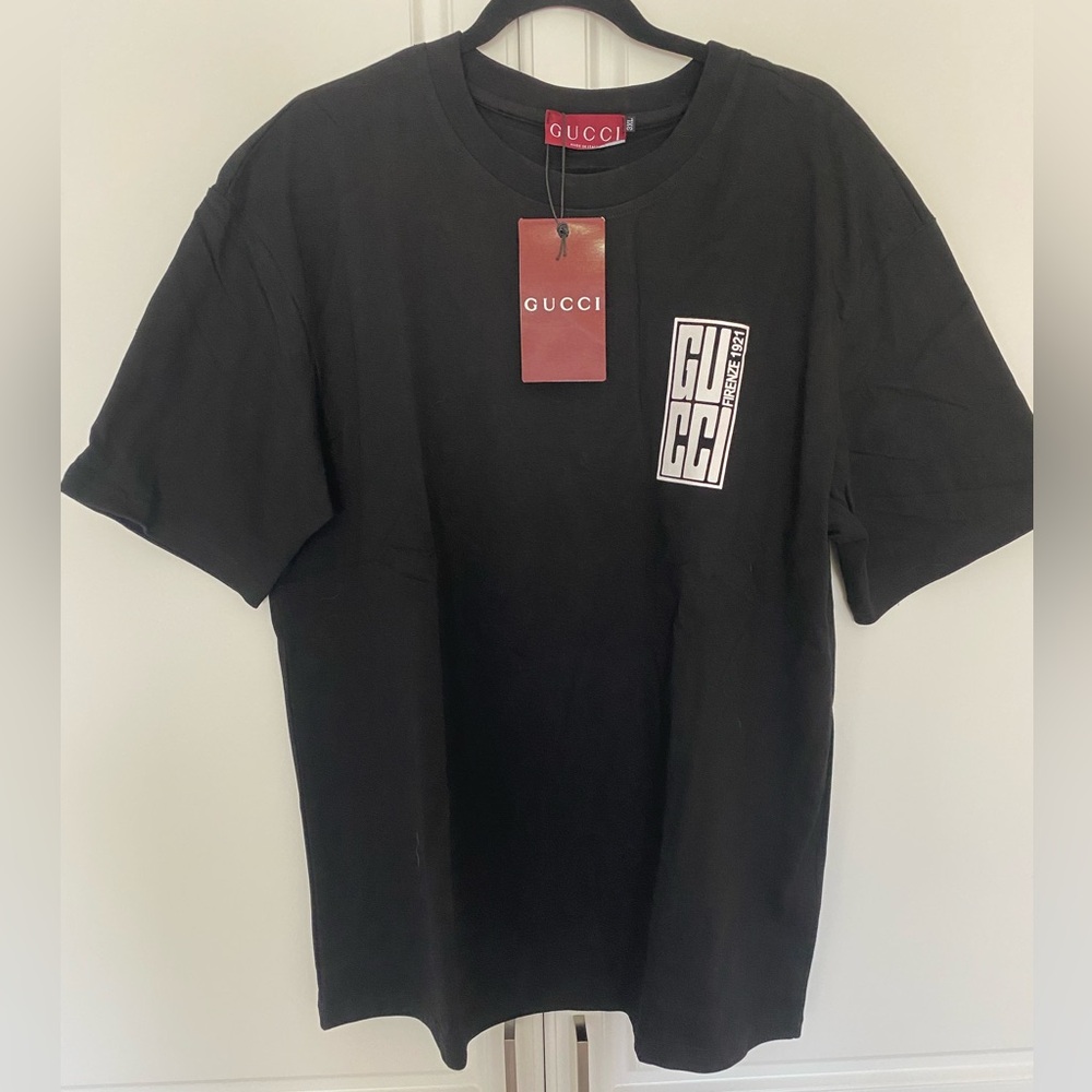 Gucci Black Short-Sleeve Logo Tee with Chest Emblem